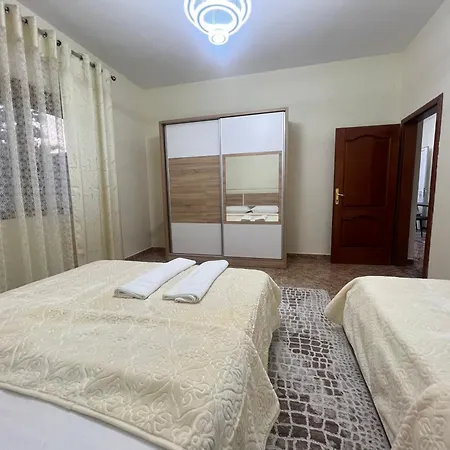Mandi * Tirana